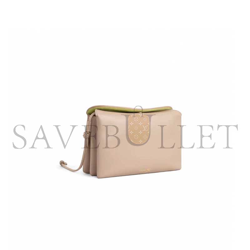 Ce1i*e trio flap in smooth lambskin 10p862o86.03sa (22.5*13*3.5cm)